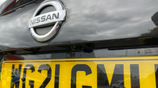 Nissan Qashqai 1.3 DiG-T N-Motion 5dr Petrol Hatchback